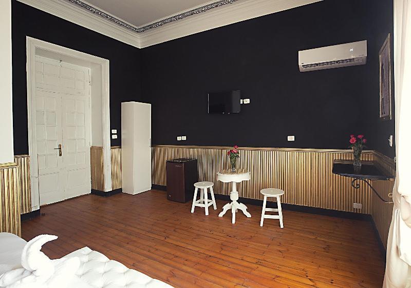 Tahrir Plaza Suites - Museum View Каир Экстерьер фото
